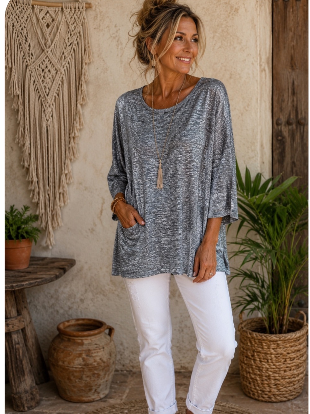 Joseph Ribkoff lite mauve & silver shimmering top. Raglan 17” sleeve.Size 10 $45